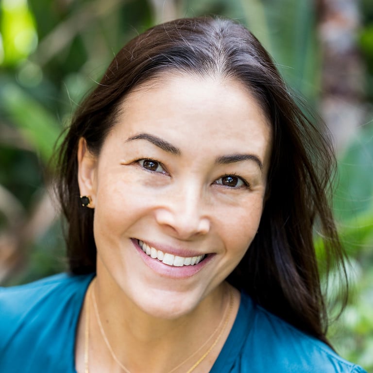 Mia - Implant Coordinator